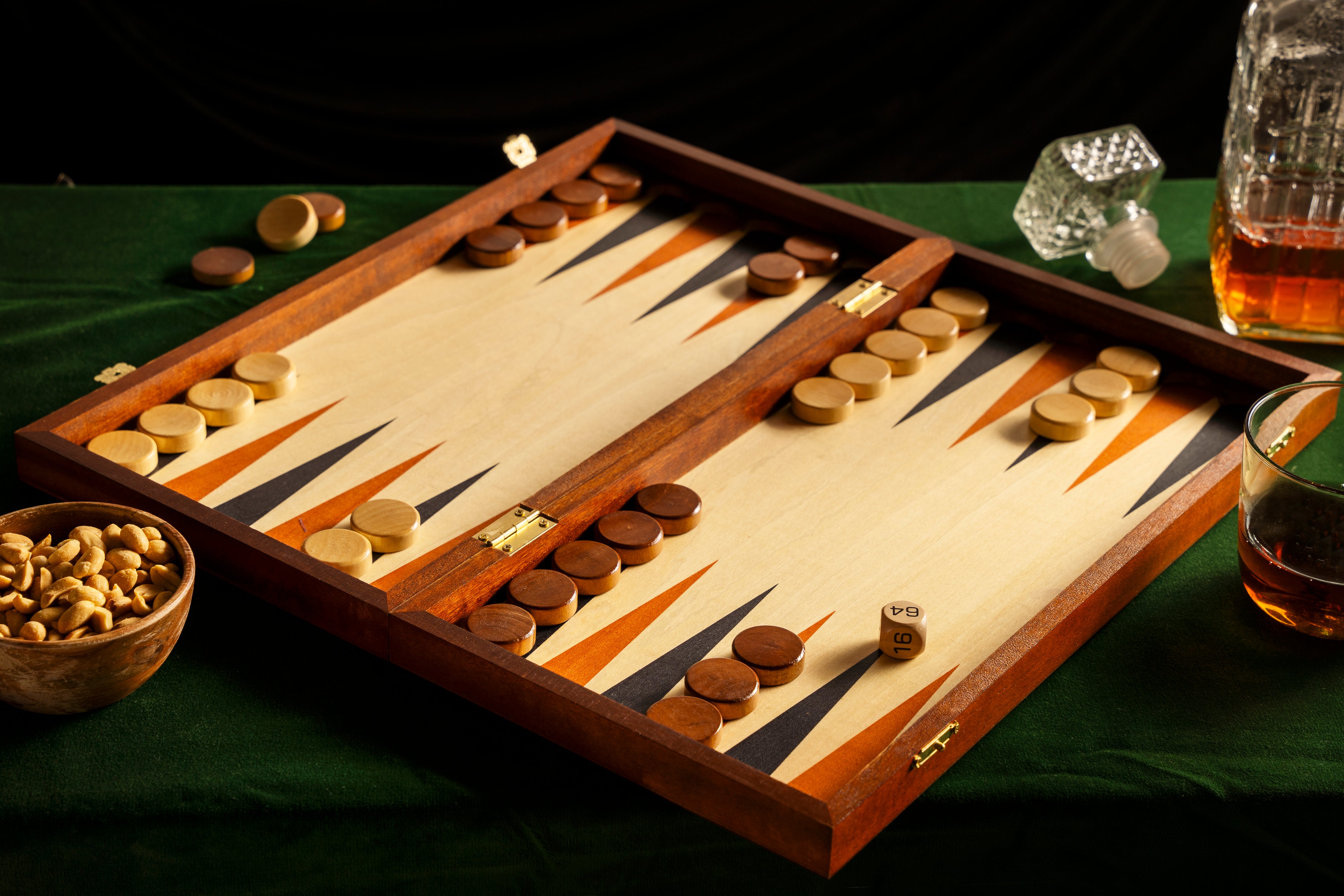Torneo n. 4 Scacchi + Warcaby + Backgammon - Torneo n. 4 Scacchi + Warcaby + Backgammon