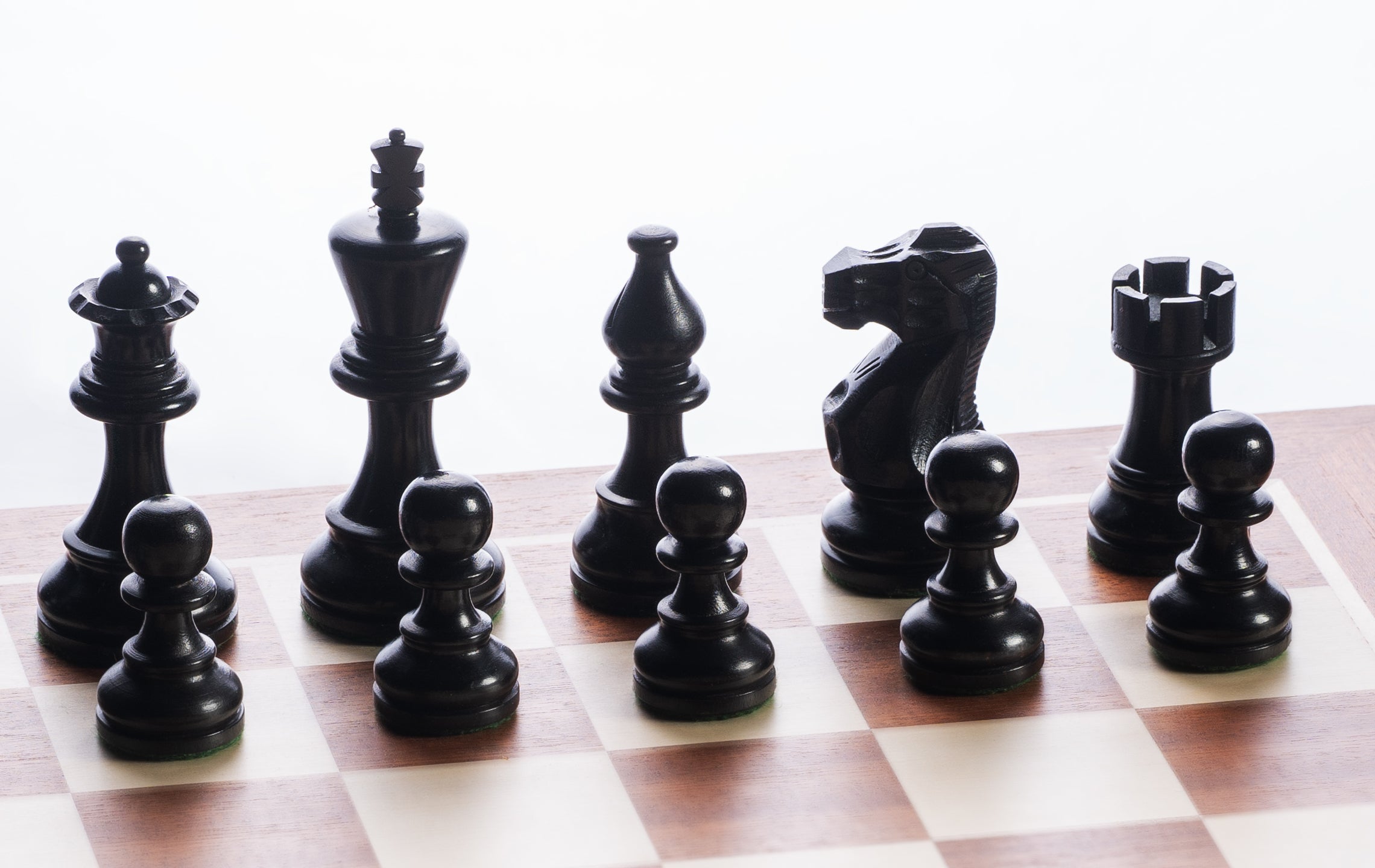 Set di scacchi - Scacchiera in legno d'ebano (Caselle 45x45 mm) + Scacchi American Classic (Re 7,6 cm) - 230ac3eede1daea7af9d3e8752b53d06