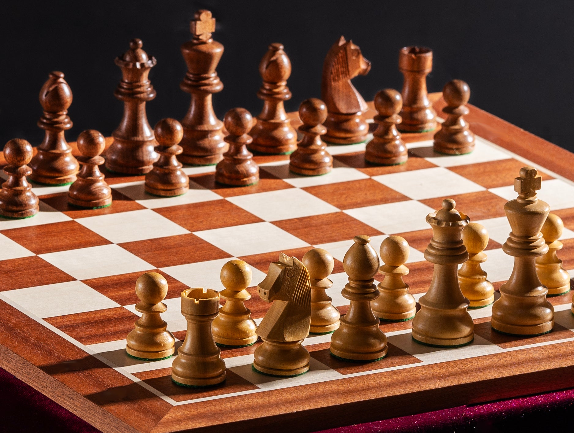 Set di scacchi Atena - scacchiera da 50 mm + Scacchi Tedeschi (Re 9 cm) - befcbbf276c06168a6a8c29bacfc974a