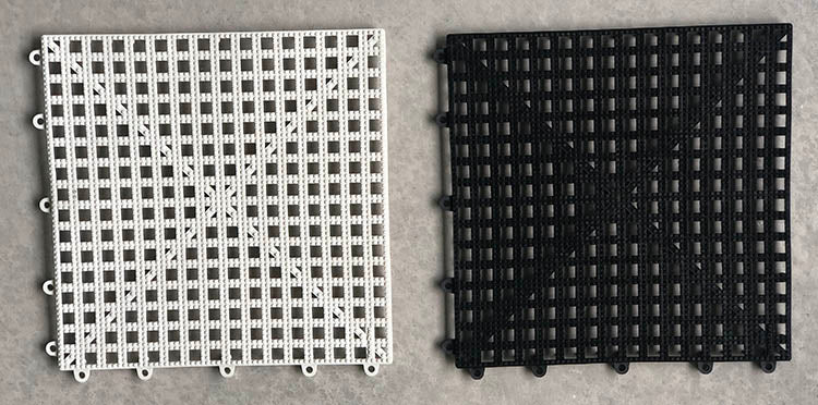 Scacchiera in gomma per scacchi e dama da esterno/giardino (casella 30cm) - bda5e493f1da74dcbaf44976a1de4e7b