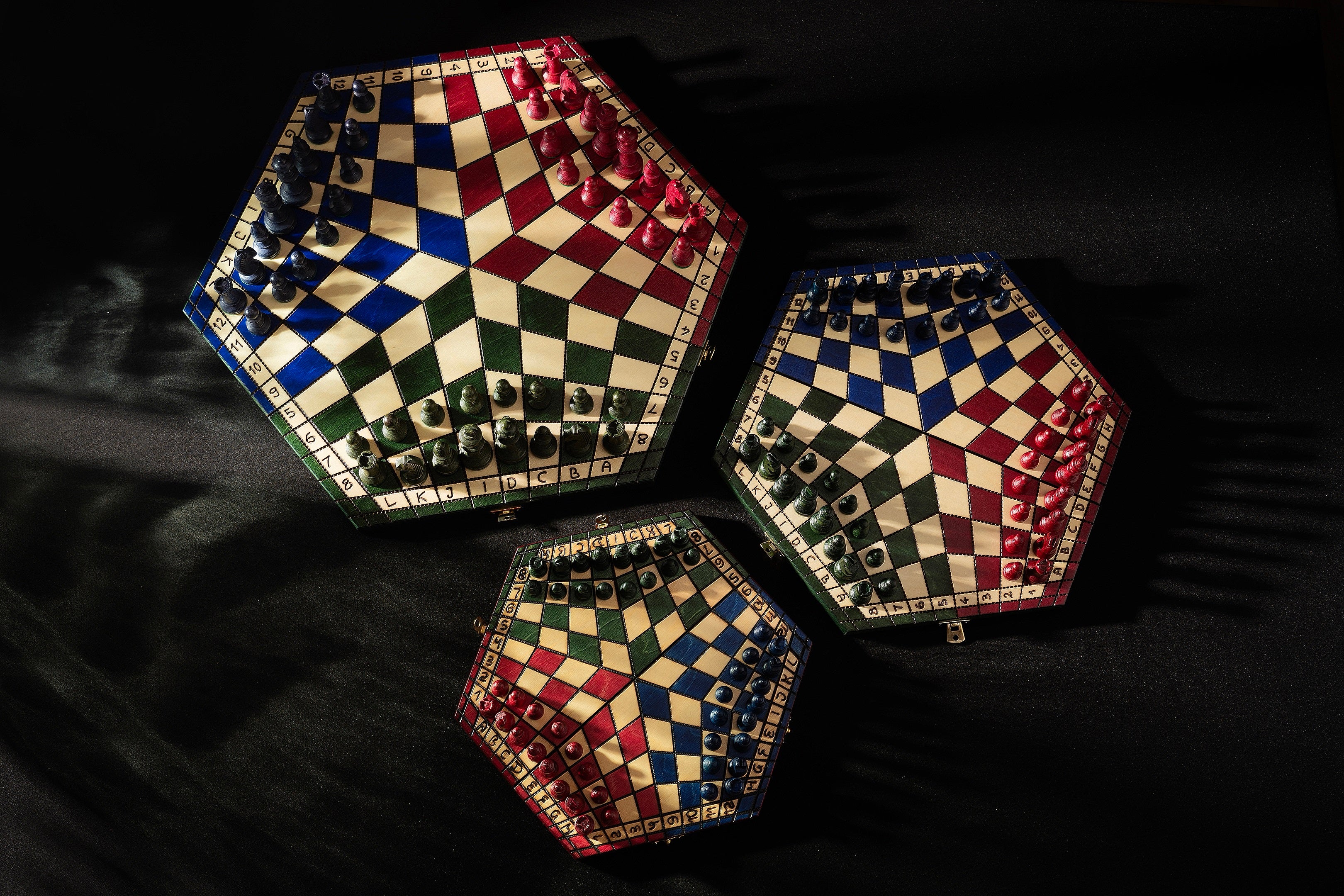 Scacchi a tre giocatori - Medio (tricolore) - Scacchi a tre giocatori - Medio (tricolore)