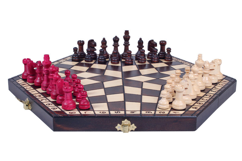 1_CH163_Three_players_medium_0e5d1ff6-d741-4807-8c57-e48c91132c10.jpg
