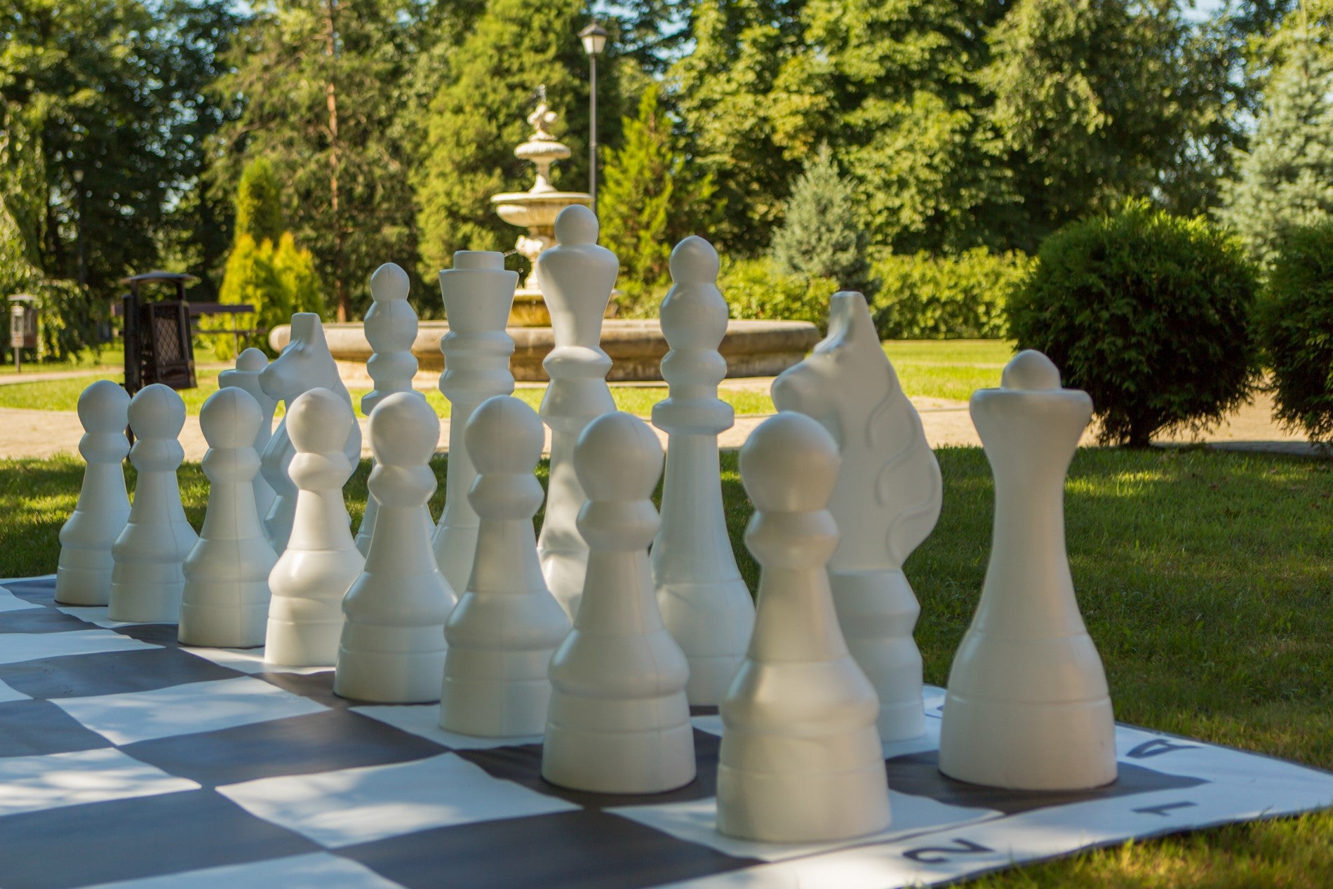 Scacchi Giganti da esterno/giardino (altezza Re 105 cm) - 5edbc54cbf08122e0c53e4f773407bfc
