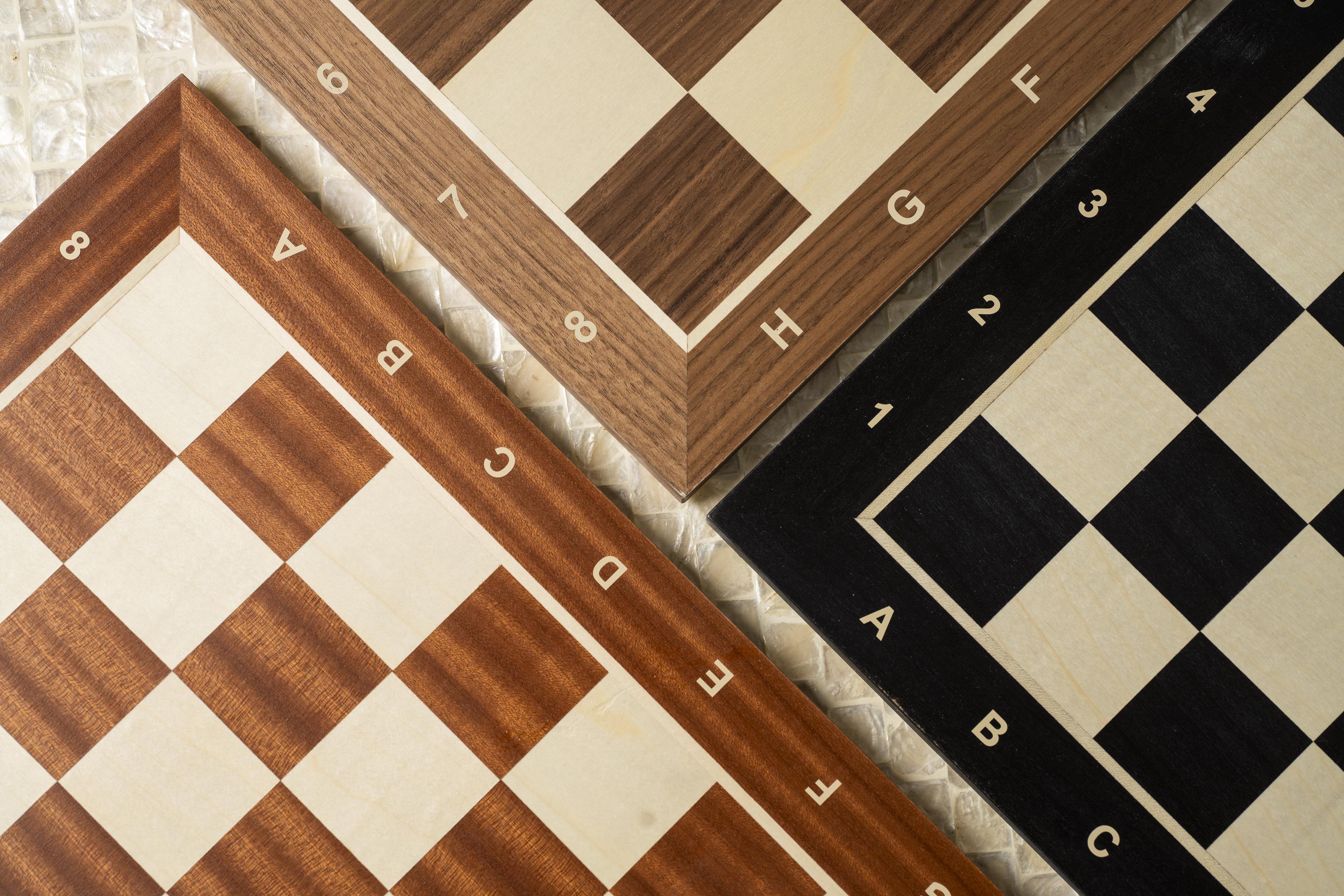 Scacchiera n. 5 (con Coordinate) mogano/jawor (intarsiata) - 678bbd24230a8beaf17139582539d670