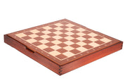 Cajita de madera con compartimentos para piezas de ajedrez