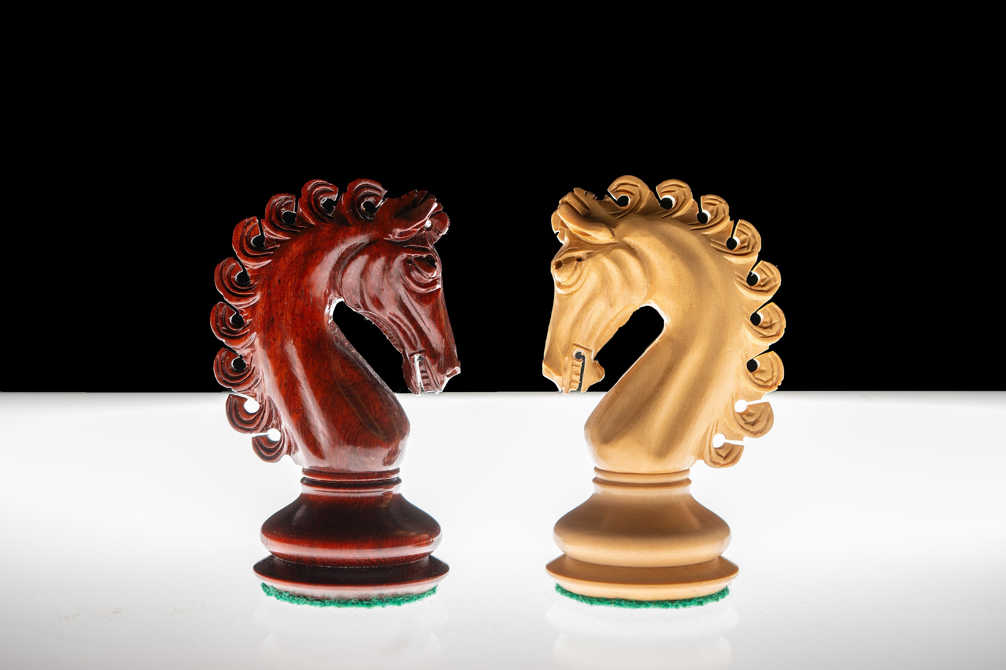  - Scacchi EMPIRE in legno di padauk 4,25''