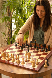Figure di scacchi Queen's Gambit 1957 Legno di bosso ebano 4 pollici
