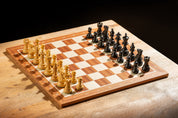 Set di scacchi - Scacchiera in mogano/acero con Coordinate (Caselle 45 mm) + Scacchi American Classic (Re 7,6 cm)