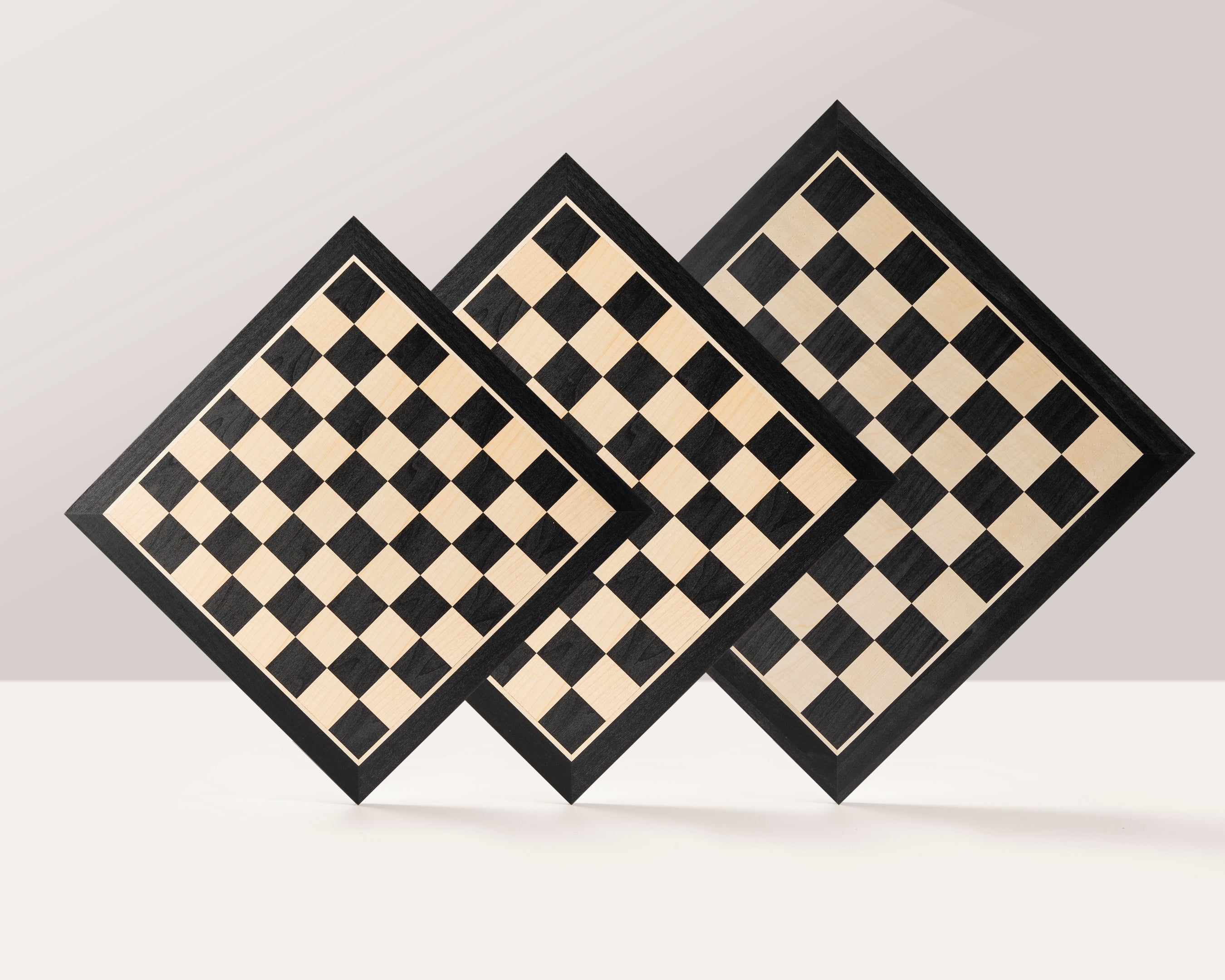 Scacchiera n. 5 (senza Coordinate) in ebano (intarsiata) - d5e2e3831453ea0cdf68055cd86bf2c4