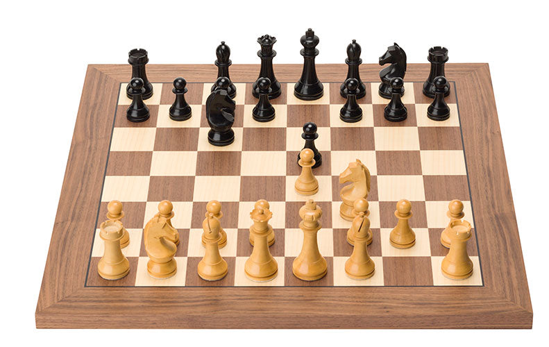 Scacchiera elettronica DGT USB, noce/clone + figure Fide - Scacchiera elettronica DGT USB, noce/clone + figure Fide